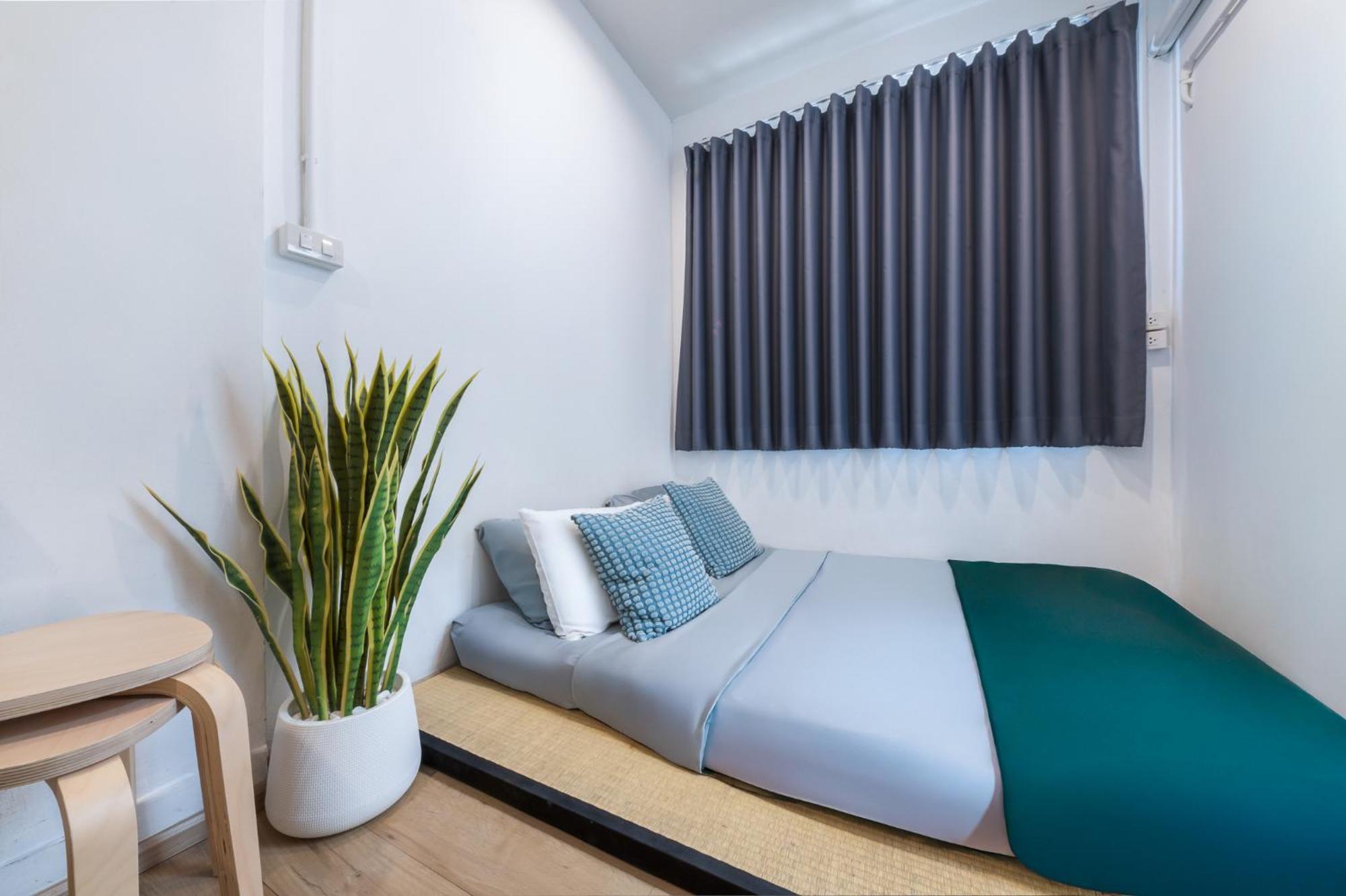 Platinum Deluxe Shopping Apartments Bangkok Exterior foto