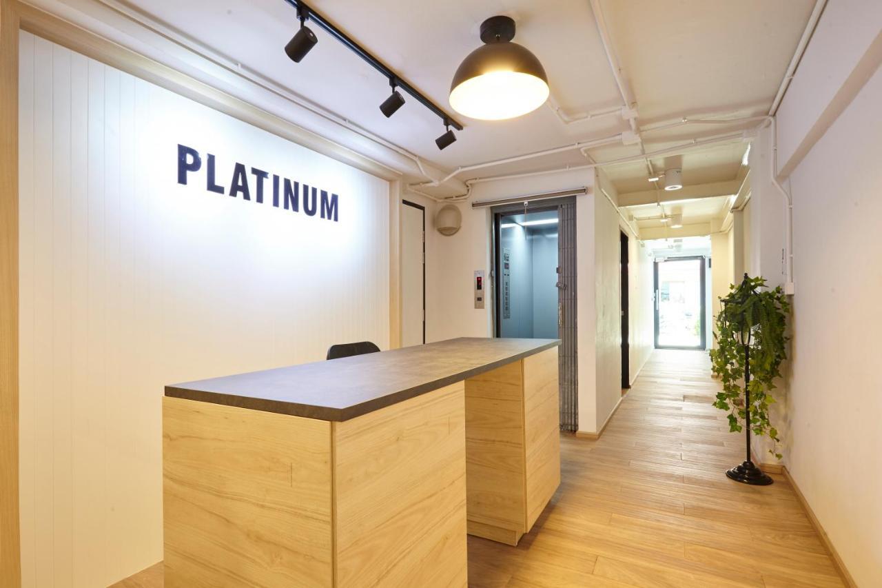 Platinum Deluxe Shopping Apartments Bangkok Exterior foto